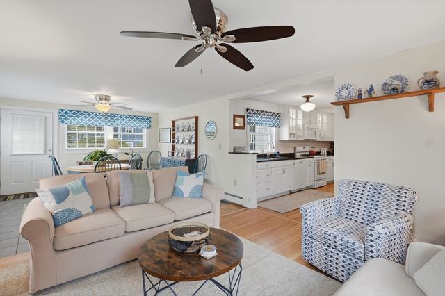 35 Enfield Street, Lowell, MA 01852