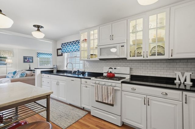 35 Enfield Street, Lowell, MA 01852