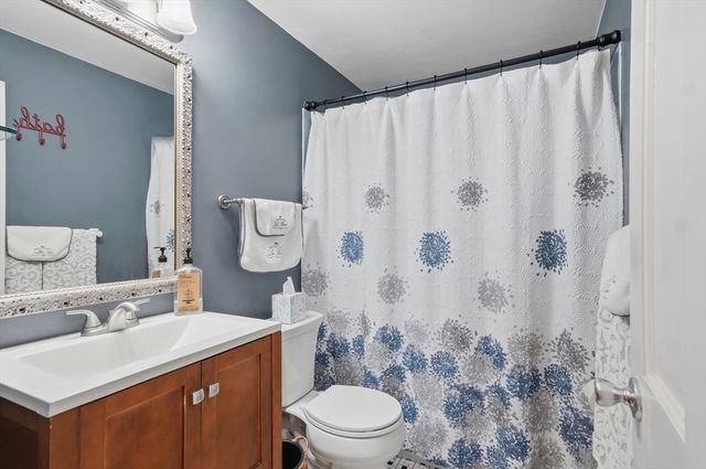35 Enfield Street, Lowell, MA 01852