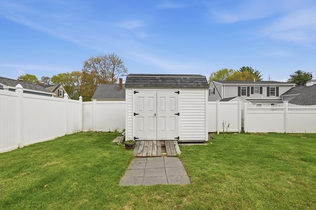 35 Enfield Street, Lowell, MA 01852