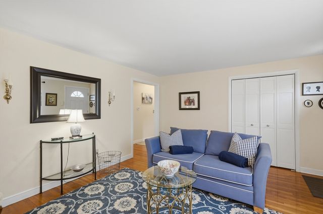 35 Enfield Street, Lowell, MA 01852