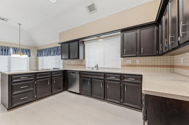 19611 Atasca Oaks Drive, Humble, TX 77346