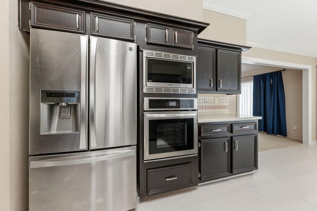 19611 Atasca Oaks Drive, Humble, TX 77346