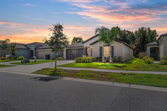 5524 BLUE AZURE DRIVE, Wimauma, FL 33598