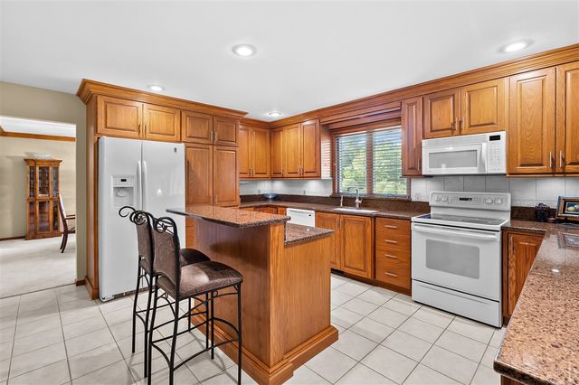16136 Prairie Ronde Road, Schoolcraft, MI 49087