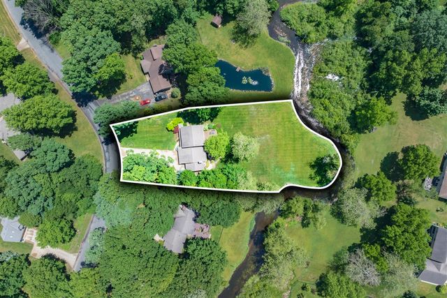 16136 Prairie Ronde Road, Schoolcraft, MI 49087