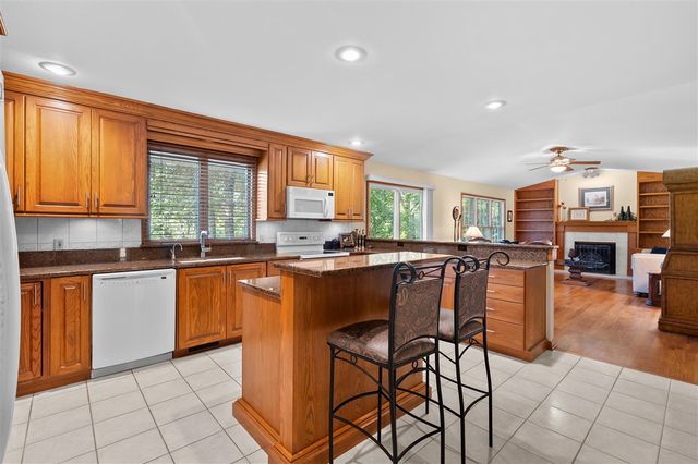 16136 Prairie Ronde Road, Schoolcraft, MI 49087