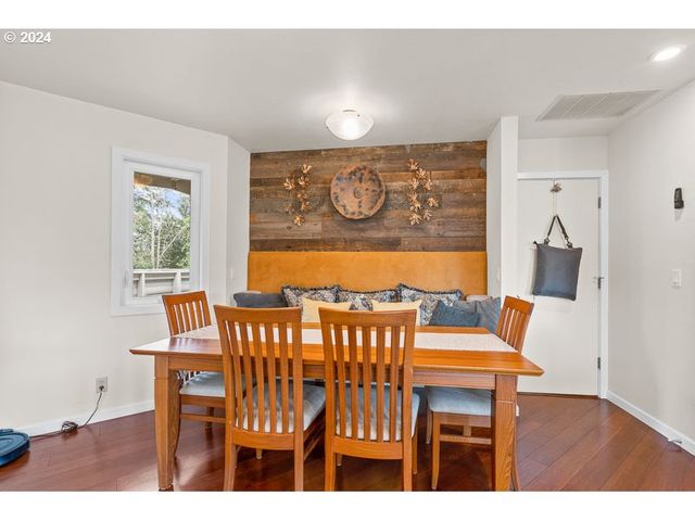 2280 KUEBLER Rd, Salem, OR 97302