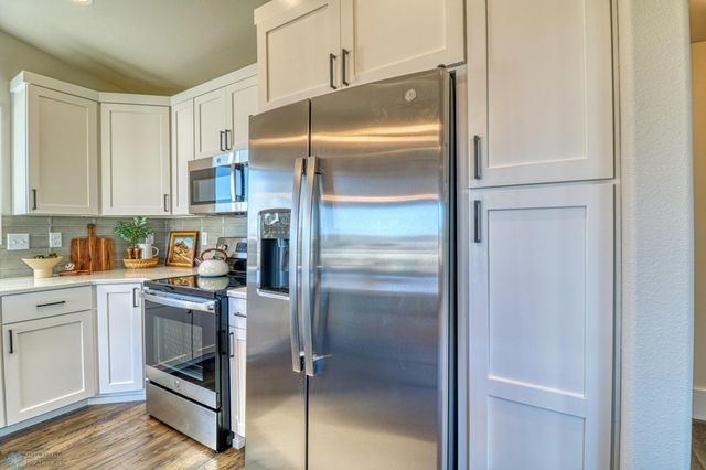 6740 Belding Drive S, Fargo, ND 58104