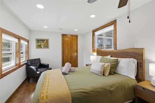 2505 Belaire West LN, Marble Falls, TX 78654