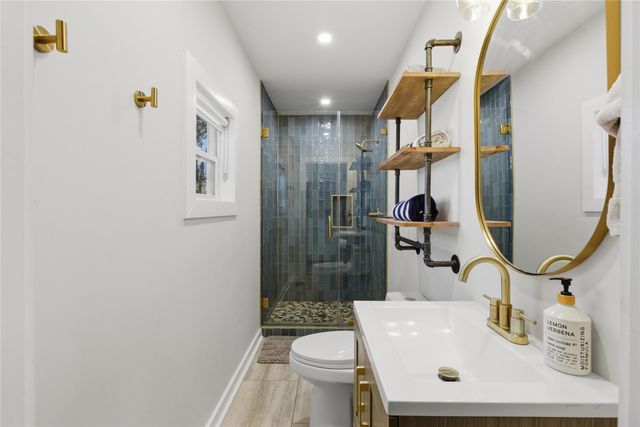 2505 Belaire West LN, Marble Falls, TX 78654