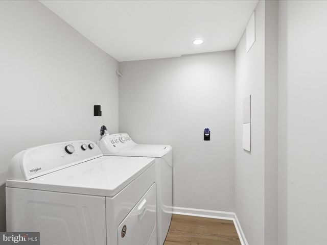 6437 SPRING TER, Falls Church, VA 22042