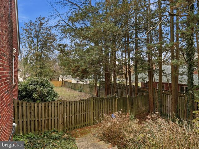 6437 SPRING TER, Falls Church, VA 22042