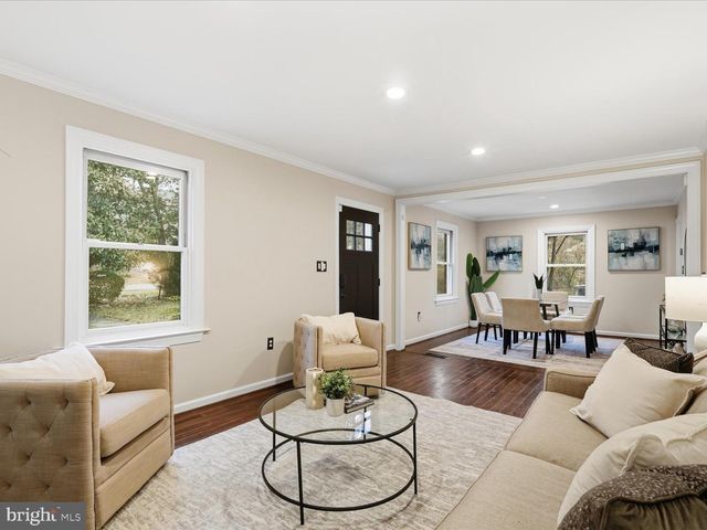 6437 SPRING TER, Falls Church, VA 22042