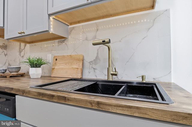 428 S PRINCE ST, Lancaster, PA 17603