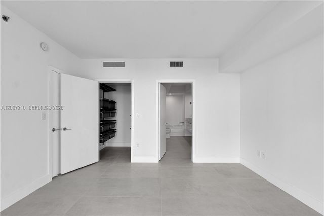 500 Brickell Avenue 2700, Miami, FL 33131