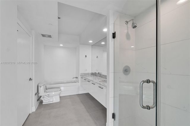 500 Brickell Avenue 2700, Miami, FL 33131