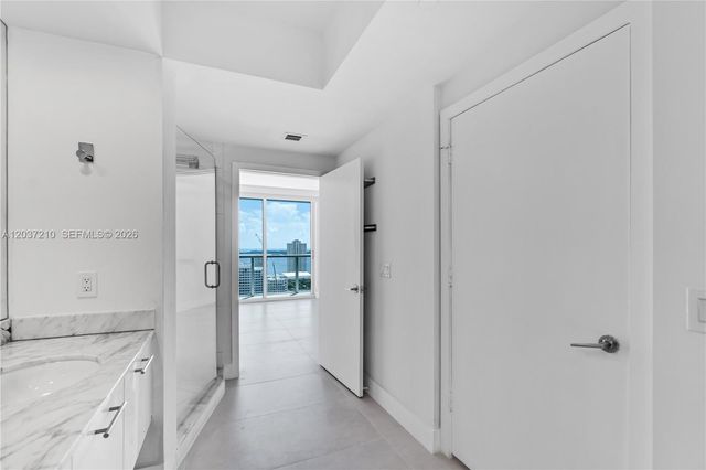 500 Brickell Avenue 2700, Miami, FL 33131