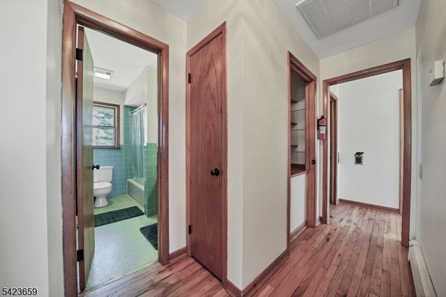 106 Boss Rd, East Amwell Twp., NJ 08559