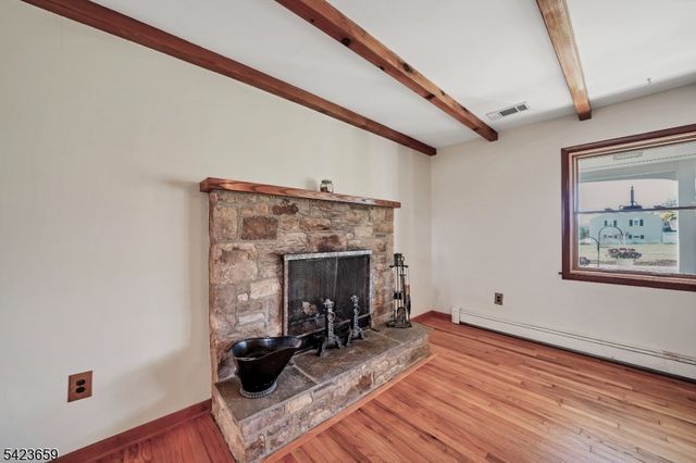 106 Boss Rd, East Amwell Twp., NJ 08559