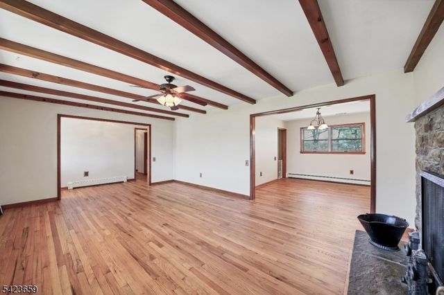 106 Boss Rd, East Amwell Twp., NJ 08559