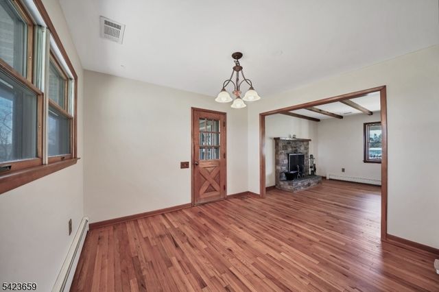 106 Boss Rd, East Amwell Twp., NJ 08559