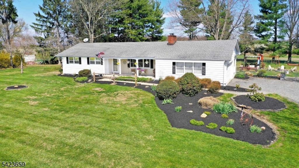 106 Boss Rd, East Amwell Twp., NJ 08559