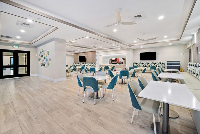 10612 Whitewind Circle, Boynton Beach, FL 33473