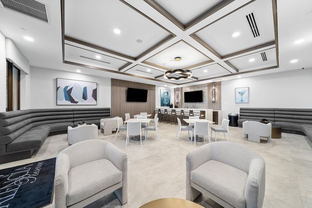 10612 Whitewind Circle, Boynton Beach, FL 33473