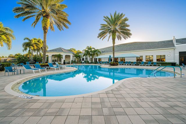 10612 Whitewind Circle, Boynton Beach, FL 33473