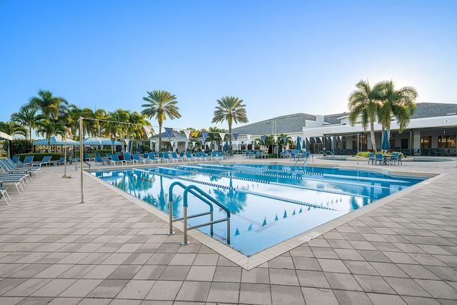 10612 Whitewind Circle, Boynton Beach, FL 33473