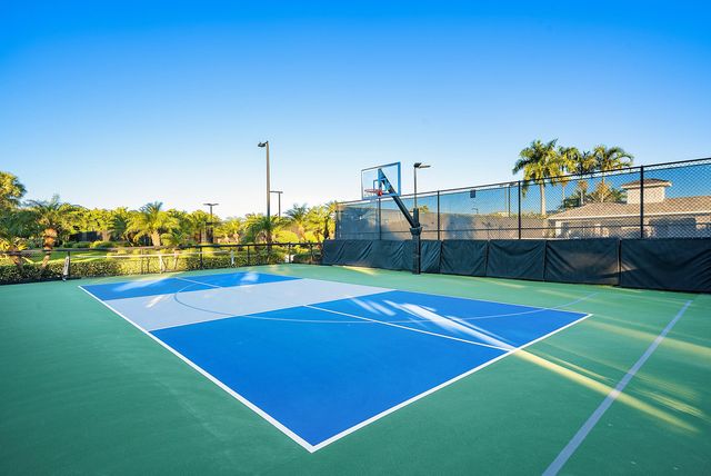 10612 Whitewind Circle, Boynton Beach, FL 33473