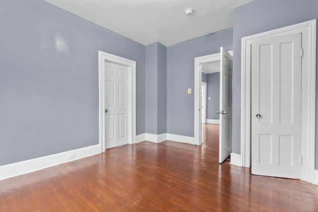 1105 North Main Street 1, Waterbury, CT 06704