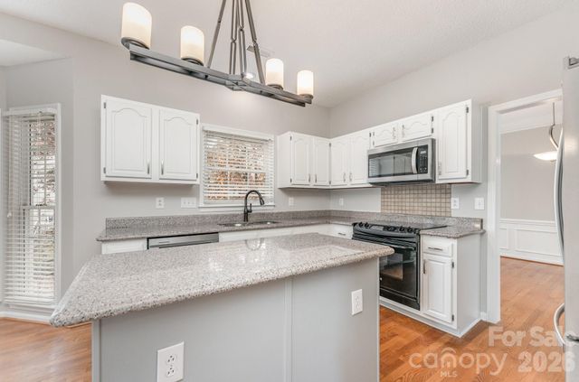 5923 Swanston Drive, Charlotte, NC 28269