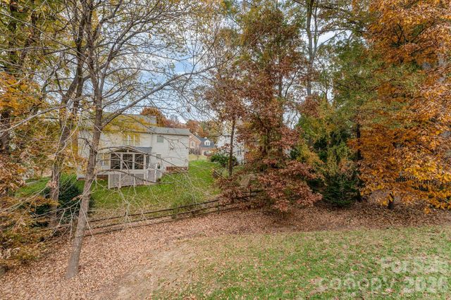 5923 Swanston Drive, Charlotte, NC 28269
