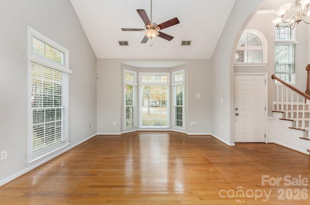 5923 Swanston Drive, Charlotte, NC 28269
