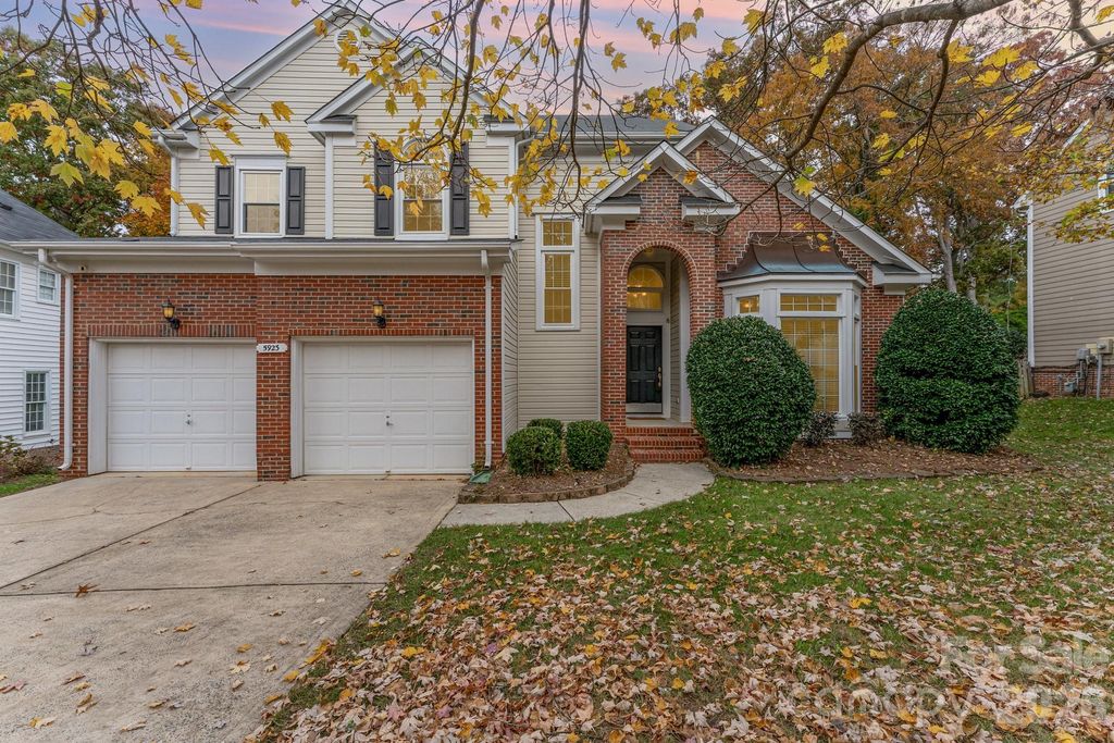 5923 Swanston Drive, Charlotte, NC 28269