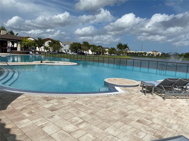 9430 SW 170th Psge 0, Miami, FL 33196