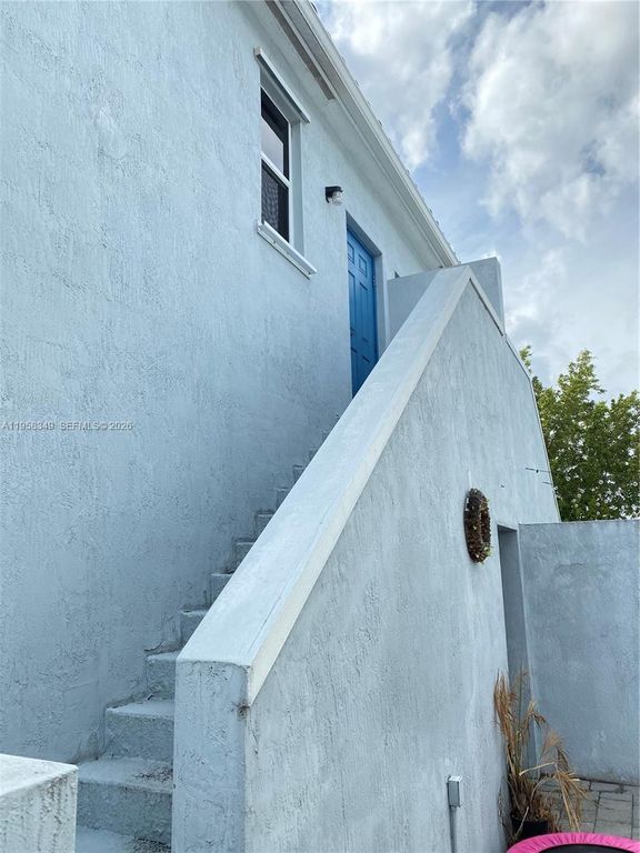 9430 SW 170th Psge 0, Miami, FL 33196