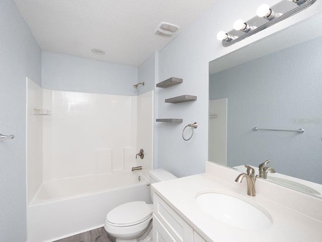 5498 GADBOYS AVENUE, North Port, FL 34291