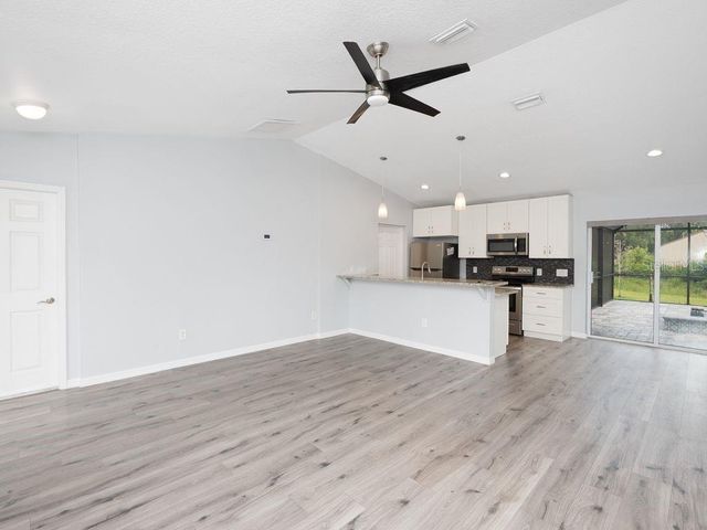 5498 GADBOYS AVENUE, North Port, FL 34291