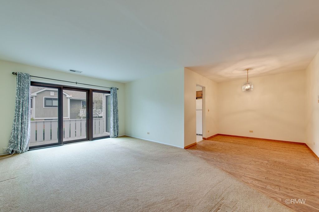 404 Sandalwood Lane A2, Schaumburg, IL 60193 — photo 3