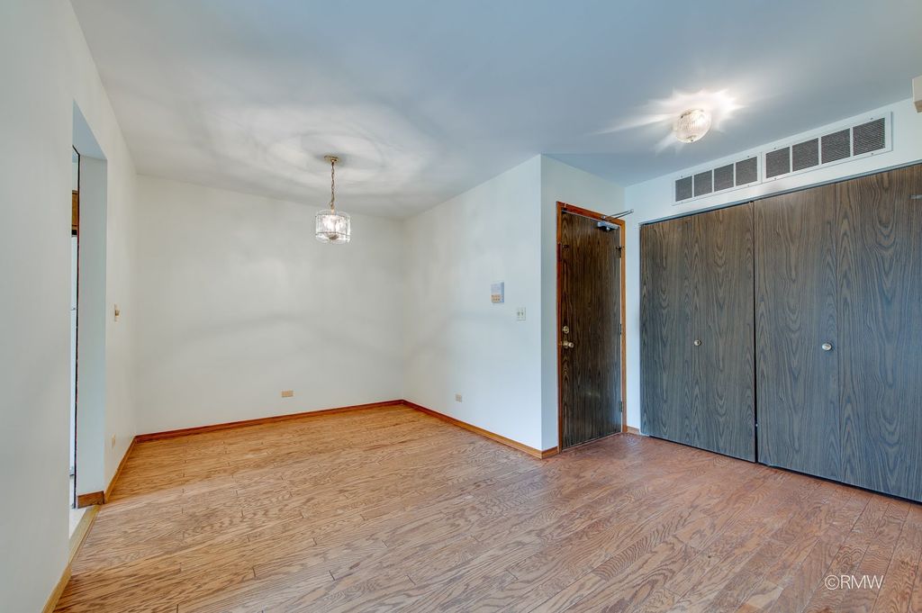 404 Sandalwood Lane A2, Schaumburg, IL 60193 — photo 5