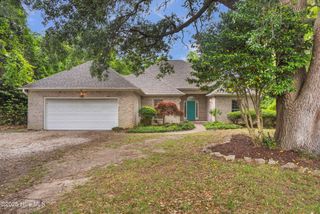 707 Brown Pelican Lane, Hampstead, NC 28443