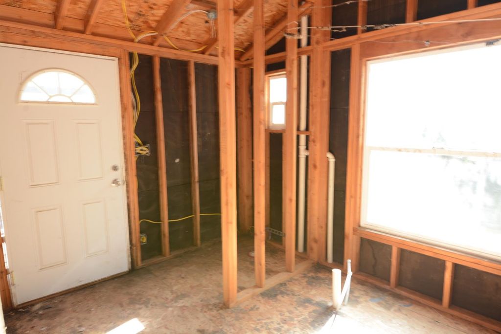 Image 12 of property listing at 54016 Road 200, North Fork, CA 93643
