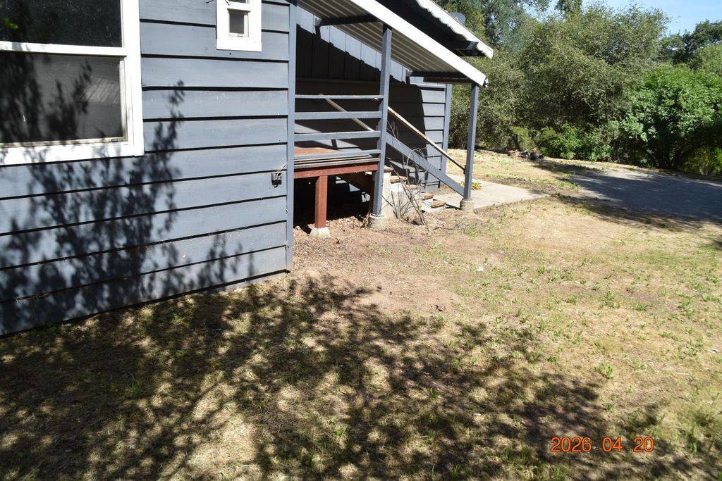 Image 17 of property listing at 54016 Road 200, North Fork, CA 93643