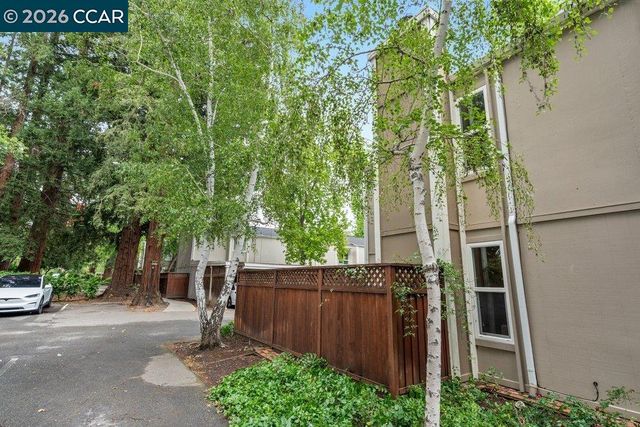 517 Garden Creek Pl, Danville, CA 94526