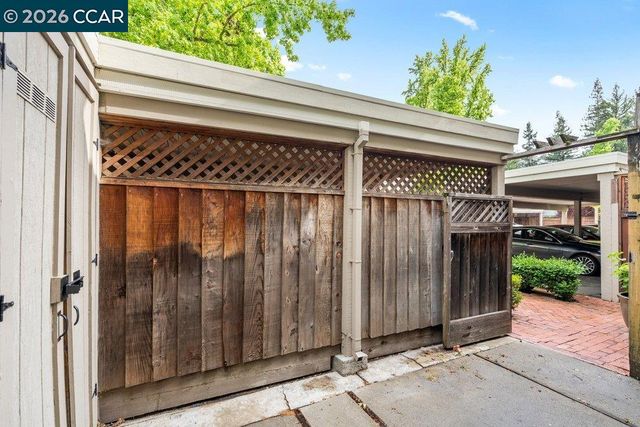 517 Garden Creek Pl, Danville, CA 94526