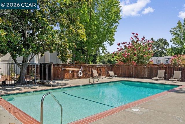 517 Garden Creek Pl, Danville, CA 94526