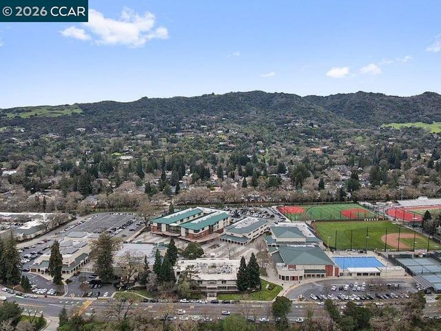 517 Garden Creek Pl, Danville, CA 94526